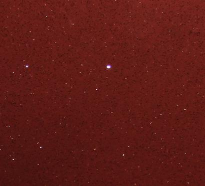 Vermelho Estrelar